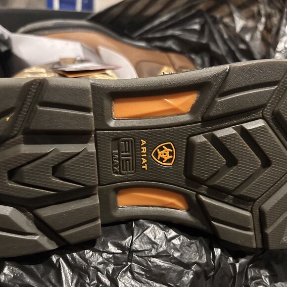 Ariat Men's Workhog Xt Phoenix Carbon Toe Work Boot Distressed Brown 14 EE Wide - Picture 10 of 12